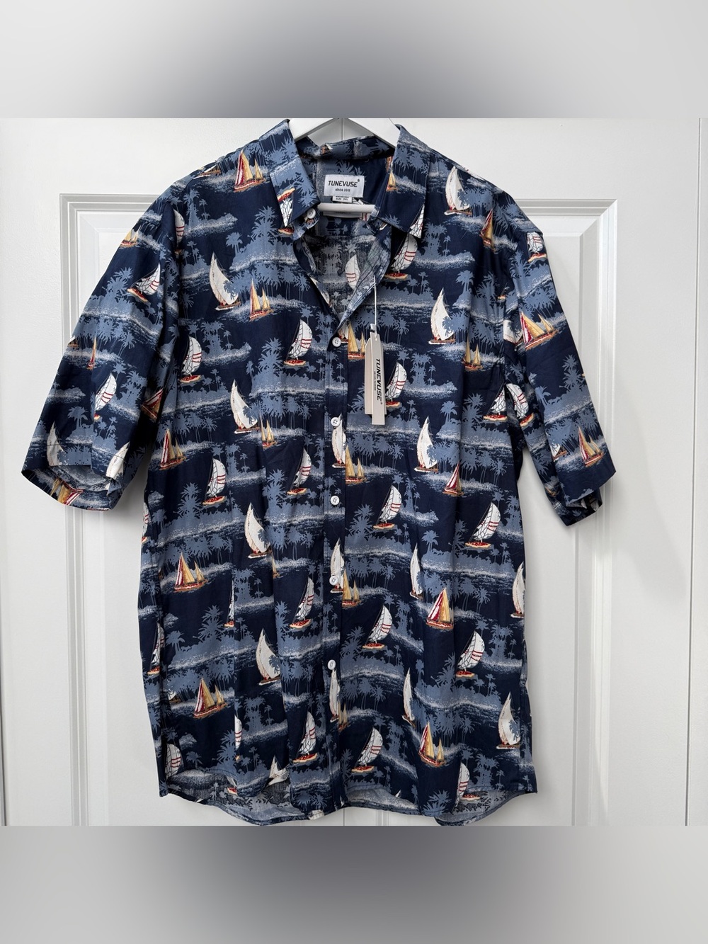 TUNEVUSE 2XL Black Tropical Hawaiian Floral Button Up Shirt